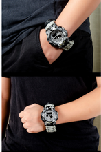 Carregar imagem no visualizador da galeria, Relógio Militar Esportivo Masculino com Mostrador Digital e Analógico
